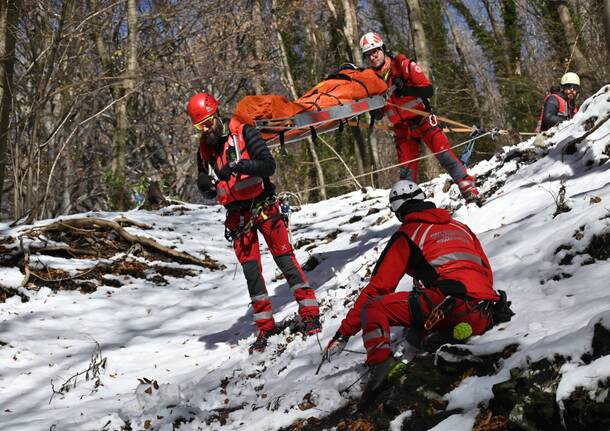 Esercitazione Croce Rossa al Campo dei Fiori