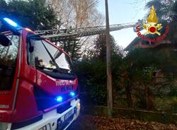 Incendio Laveno Mombello Vigili del Fuoco 