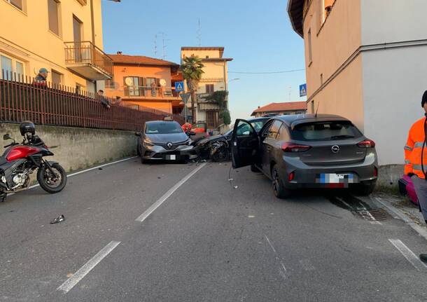 Incidente stradale a Carnago