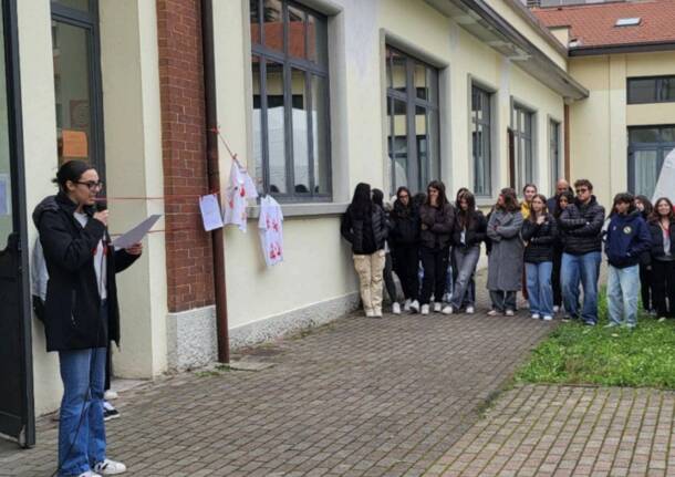 Isis Ponti piazza Giovine Italia Gallarate