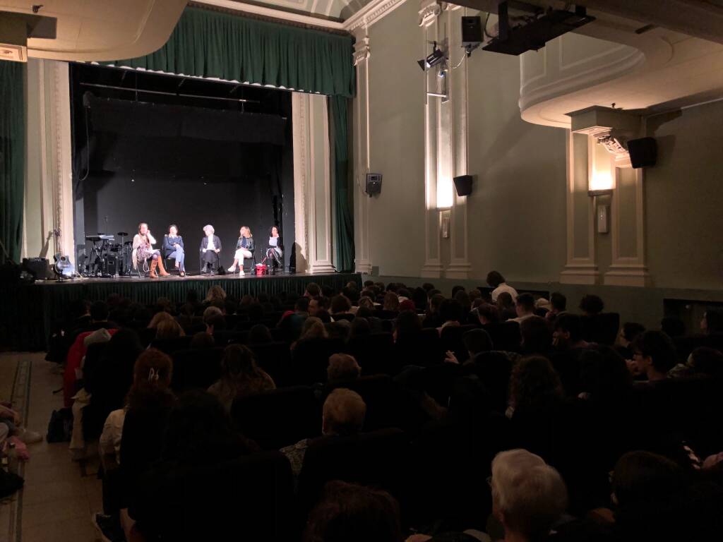 L’incontro contro la violenza sulle donne in Sala Ratti a Legnano 