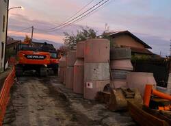 Lavori sulla strada che collega Morosolo a Calcinate del Pesce