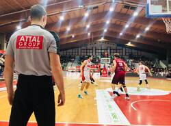 Legnano Basket sfida Omegna al Pala Borsani di Castellanza