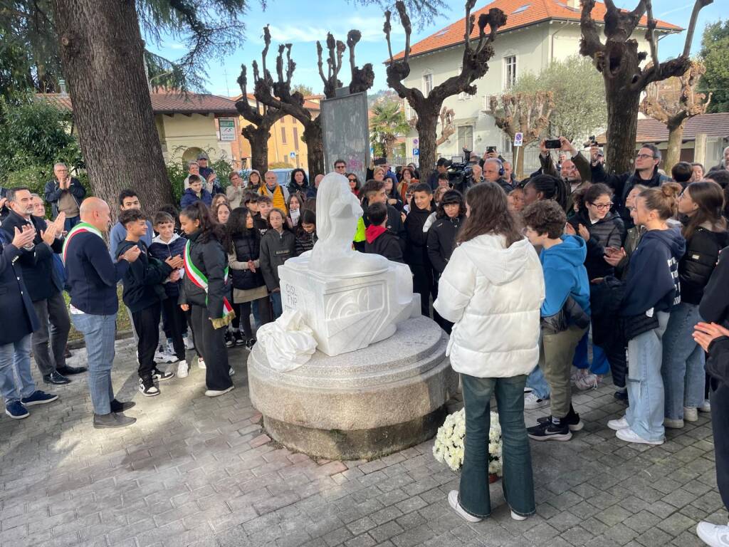 monumento lavoro e libertà besozzo