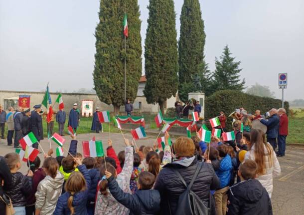 Nerviano celebra il 4 Novembre insieme agli studenti e al Consiglio comunale delle Ragazze e dei Ragazzi