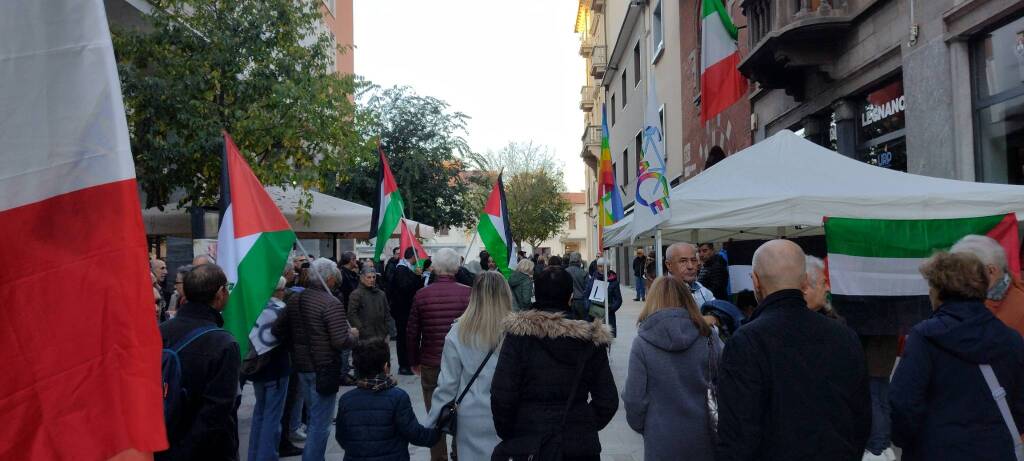 Presidio pro Palestina in centro a Legnano 