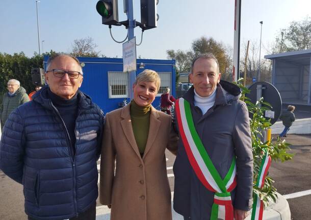 Taglio del nastro per il nuovo Centro del Riuso di Busto Garolfo