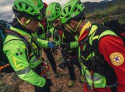 70 anni di impegno, solidarietà e passione: il Soccorso Alpino e Speleologico celebra il suo anniversario