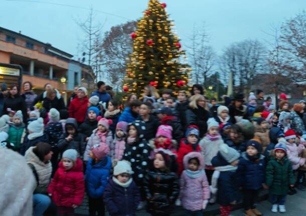 a Nerviano bambini protagonisti del countdown verso il Natale