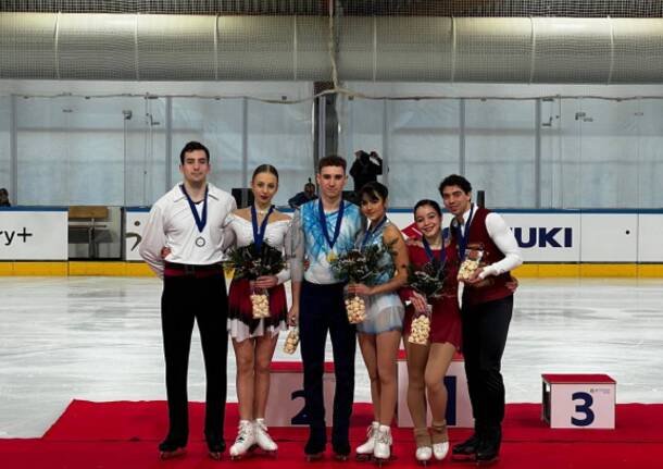 Campionati pattinaggio acinque ice arena varese 