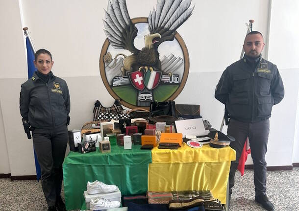 capi contraffatti guardia di finanza como