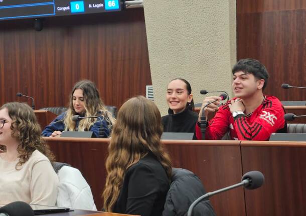 La classe 5A RIM dell’Istituto Carlo dell’Acqua in visita al Consiglio Regionale della Lombardia