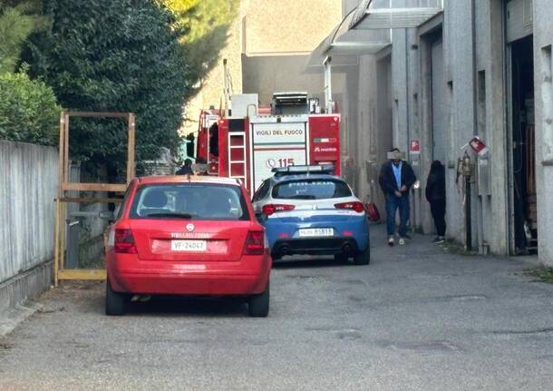 Incendio in un capannone di Gallarate