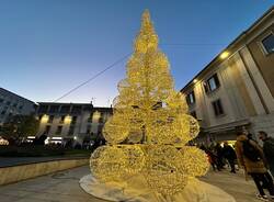 L’accensione dell’albero di Natale a Legnano 