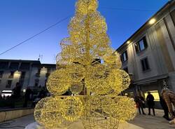 L’accensione dell’albero di Natale a Legnano 