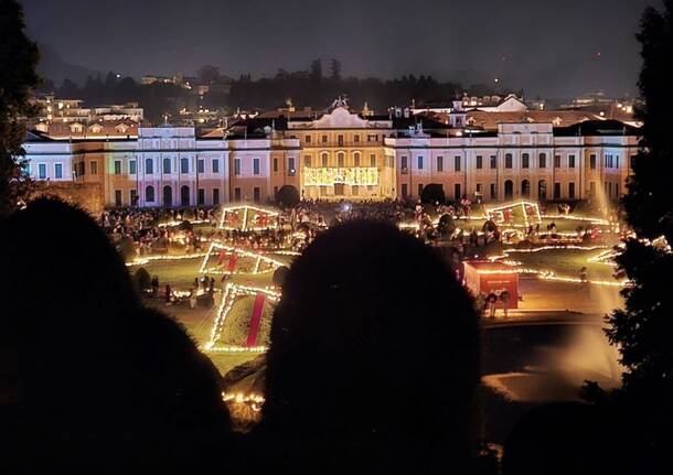 L’accensione delle luci ai Giardini Estensi