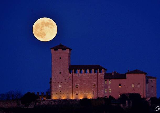 Lo spettacolo della luna