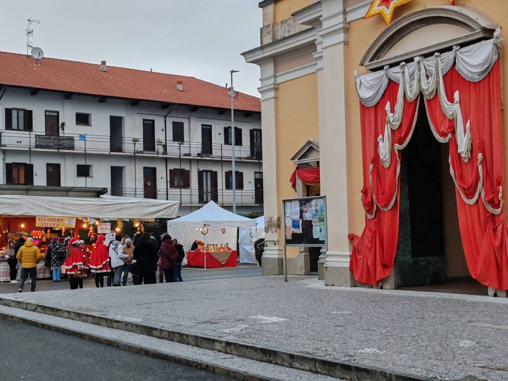 Mercatino natale 2024 marnate 