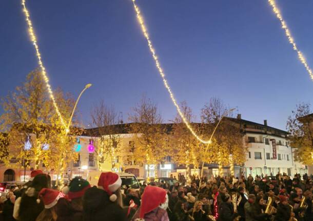 Nel Legnanese si accende la magia del Natale