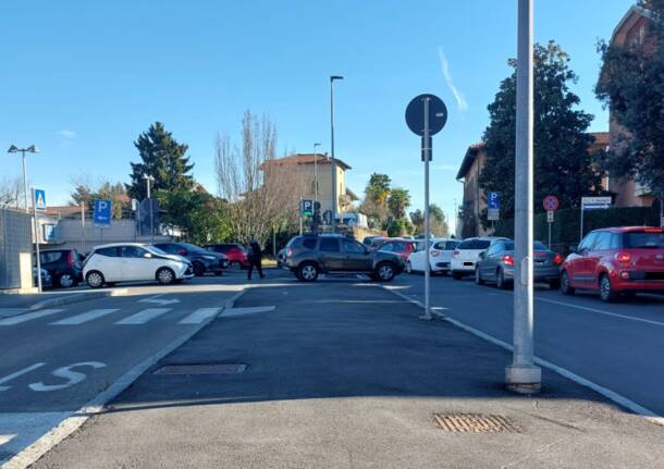 parcheggi ospedale varese