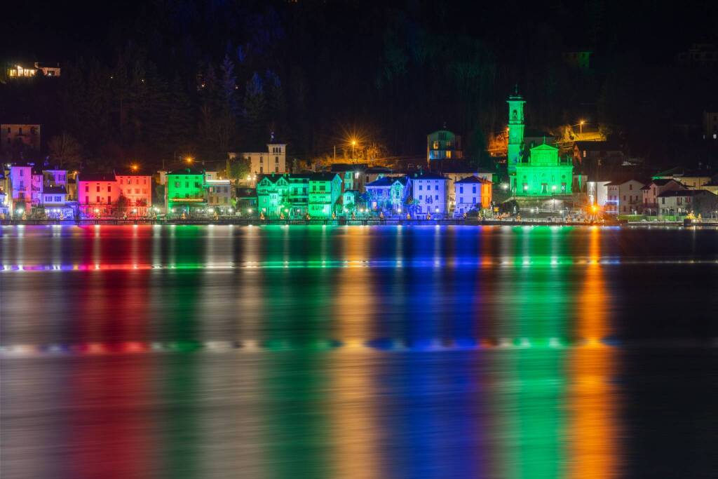 Porto Ceresio della notte di Natale 2024