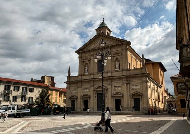 Saronno - Piazza libertà e prepositurale