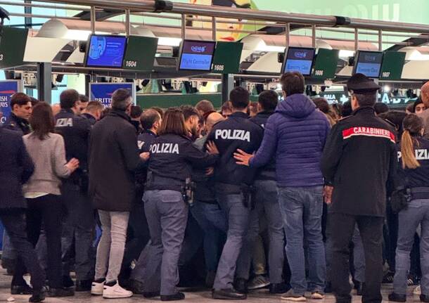 curdi Malpensa protesta 