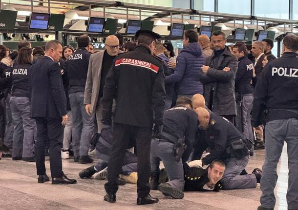 curdi Malpensa protesta 