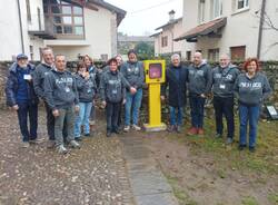 donazione pro loco defibrillatore al chiostro di voltorre