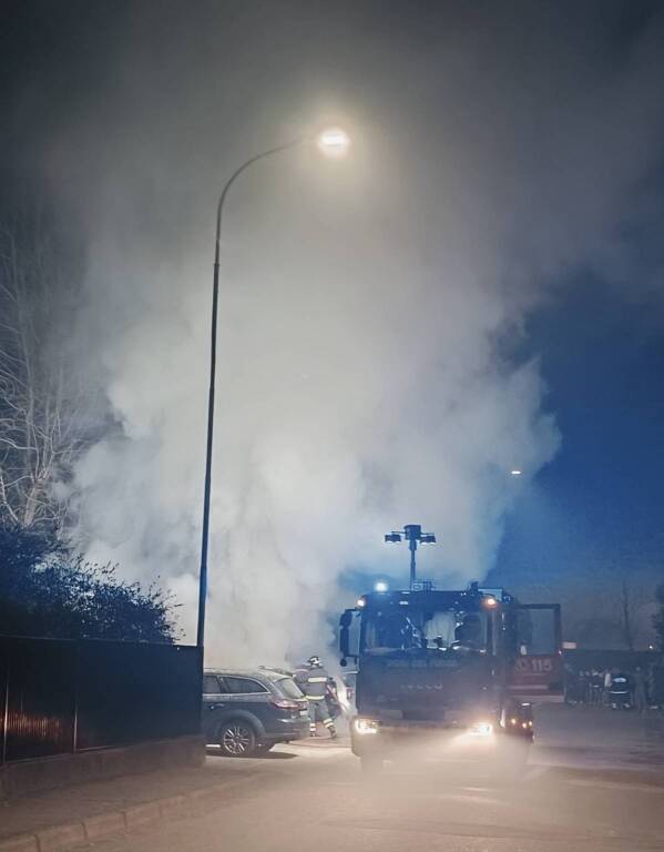 Incendio auto capodanno 2024