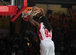 jaron johnson basket 