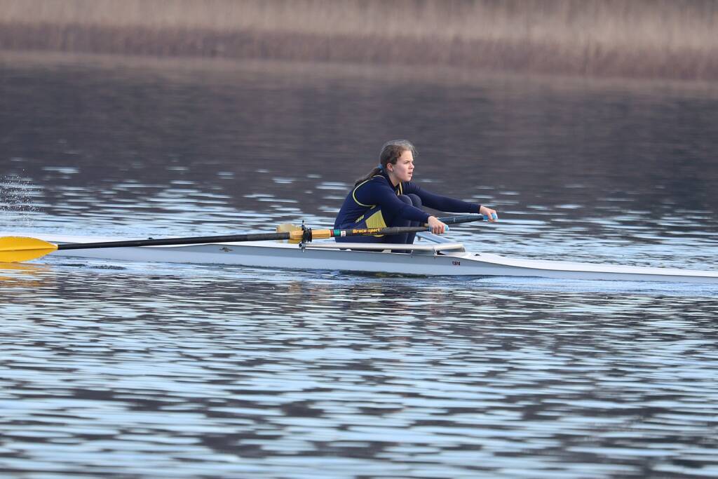 La Canottieri Luino si distingue alla Rowing Winter Challenge sul lago di Pusiano