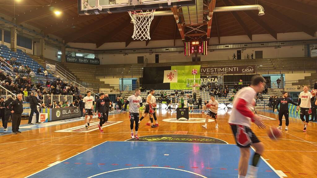 Legnano basket batte Faenza 