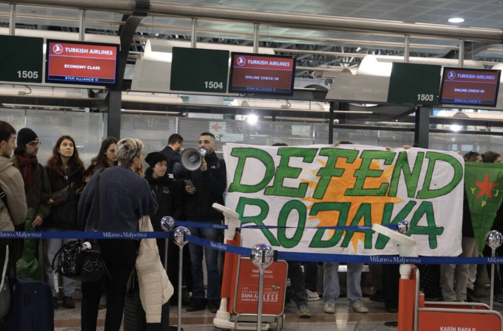 Protesta per i curdi a Malpensa 