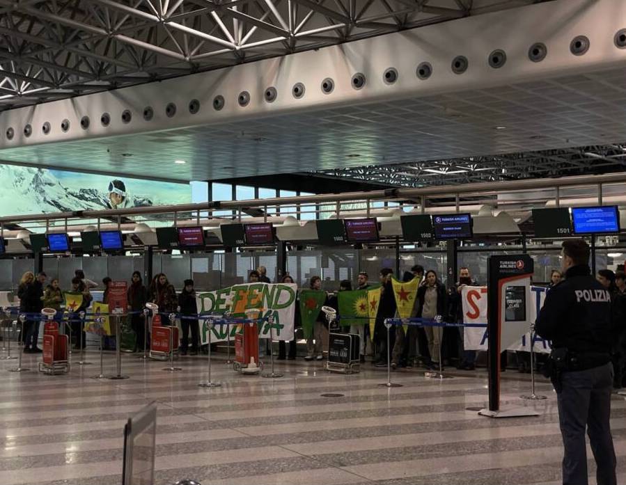 Protesta per i curdi a Malpensa 