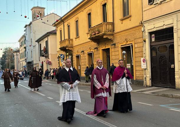 Saronno - 600 figuranti er la rievocazione storica di sant'Antonio 2025