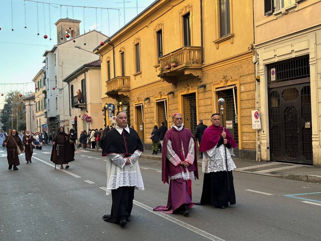 Saronno - 600 figuranti er la rievocazione storica di sant'Antonio 2025