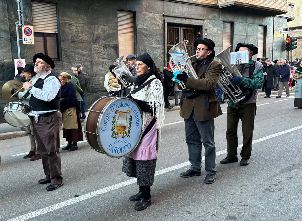 Saronno - 600 figuranti er la rievocazione storica di sant'Antonio 2025