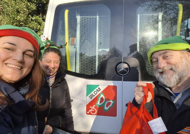 Scatole di Natale: riuscita l’iniziativa benefica di “Donando Col Cuore a Legnano”