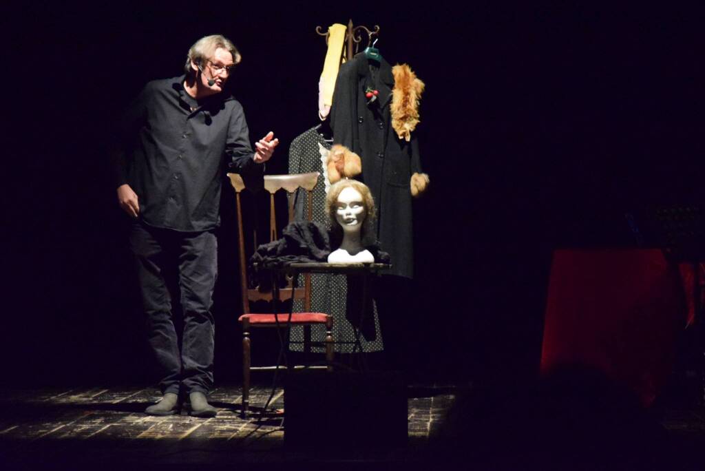 Sold out al Teatro Tirinnanzi di Legnano per Felice Musazzi "Dal fronte al palco"