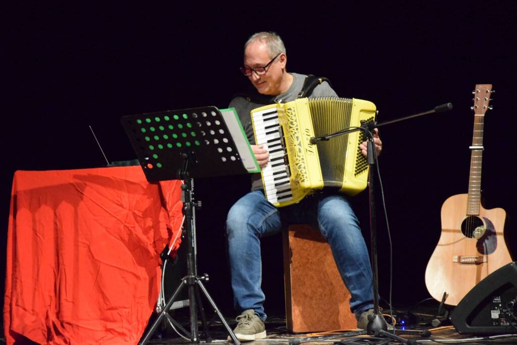 Sold out al Teatro Tirinnanzi di Legnano per Felice Musazzi "Dal fronte al palco"