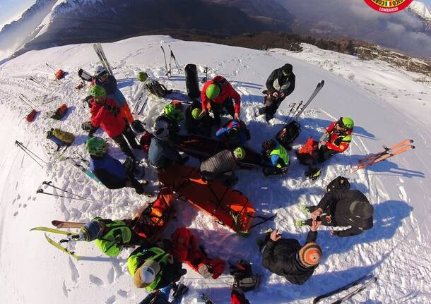 Esercitazione dei soccorritori del Soccorso Alpino in Val di Rezzo