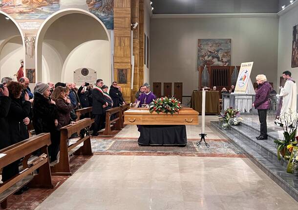 funerale alessandro colombo