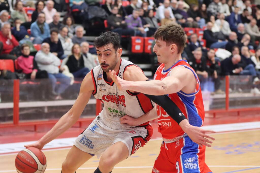 La sfida tra Legnano e Mestre alla Soevis Arena- Foto by Viola Dimi