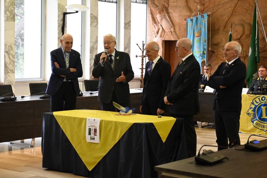 Lions Club Parabiago: la tradizionale premiazione delle Forze dell'Ordine