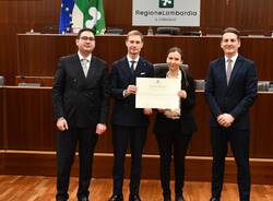 studentessa premiata consiglio regionale