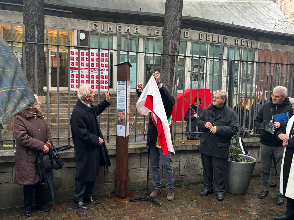 totem don Alberto a Gallarate 