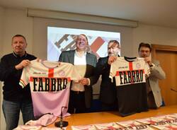 «Una maglia unica al mondo» dedicata a "Fabbro", tifoso del Legnano calcio, a cura di Antonio Emanuele