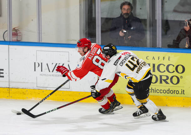 Gara1: Mastini Varese - Hc Alleghe 4-1