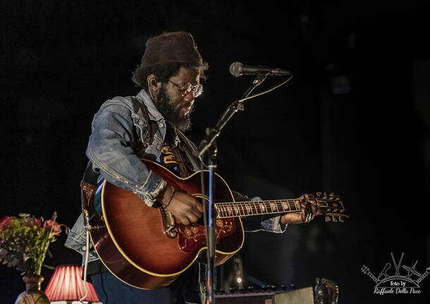 Michael Kiwanuka in concerto all’Alcatraz di Milano